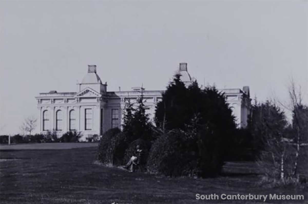 021 The High School 1887 1889 Sth Canty Museum 3867