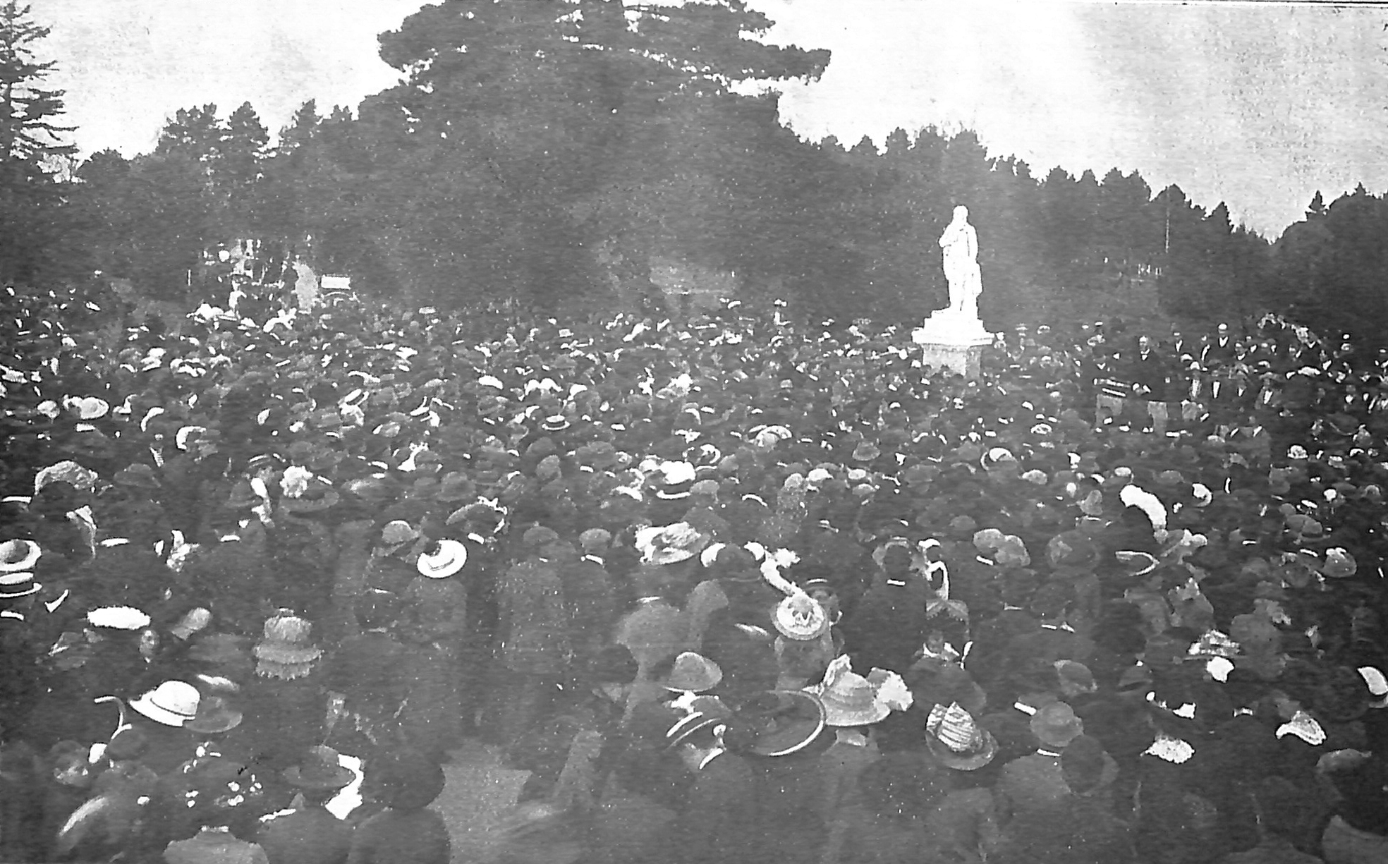 A Statue of Burns The Unveiling Ceremony 31