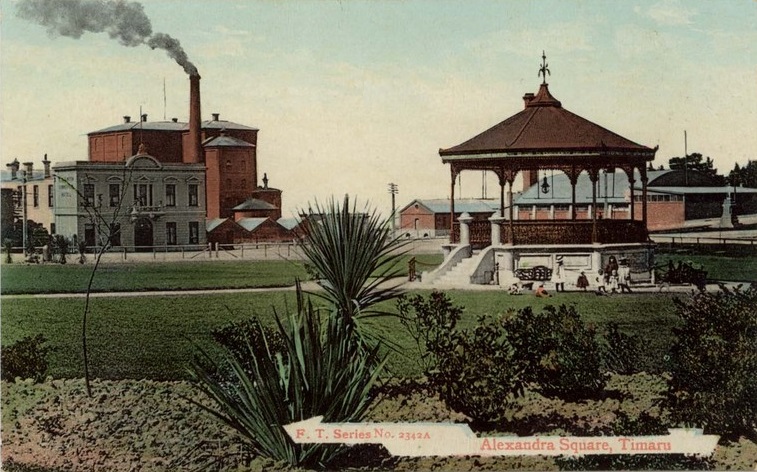 Alexandra Square Timaru Postcard 3
