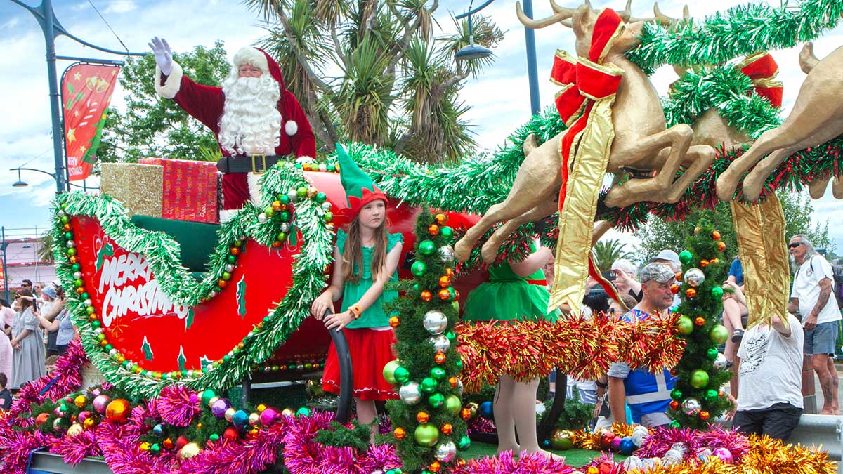 Annabelle Fauth at the Timaru Christmas Parade with Santa 2025 photo geoff cloake