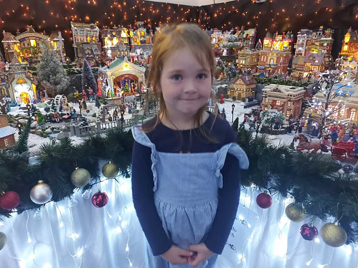 Annabelle Fauth enjoying a miniture chirstmas in a garage in Tiamru