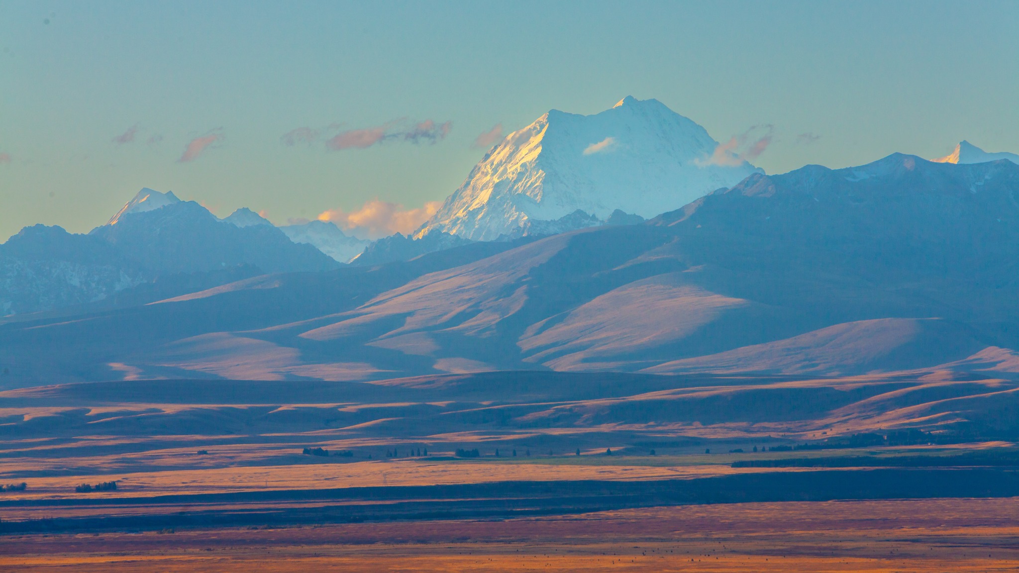 Aoraki Mt Cook by Geoff Cloake
