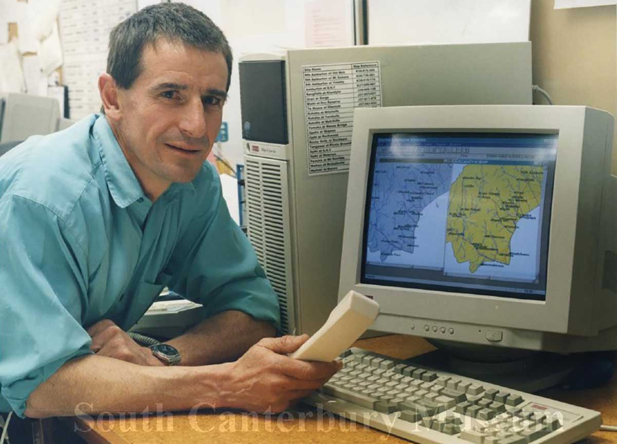 Canterbury Regional Council Flood Contracter Philip Lees dated 13 August 1997 20121865649