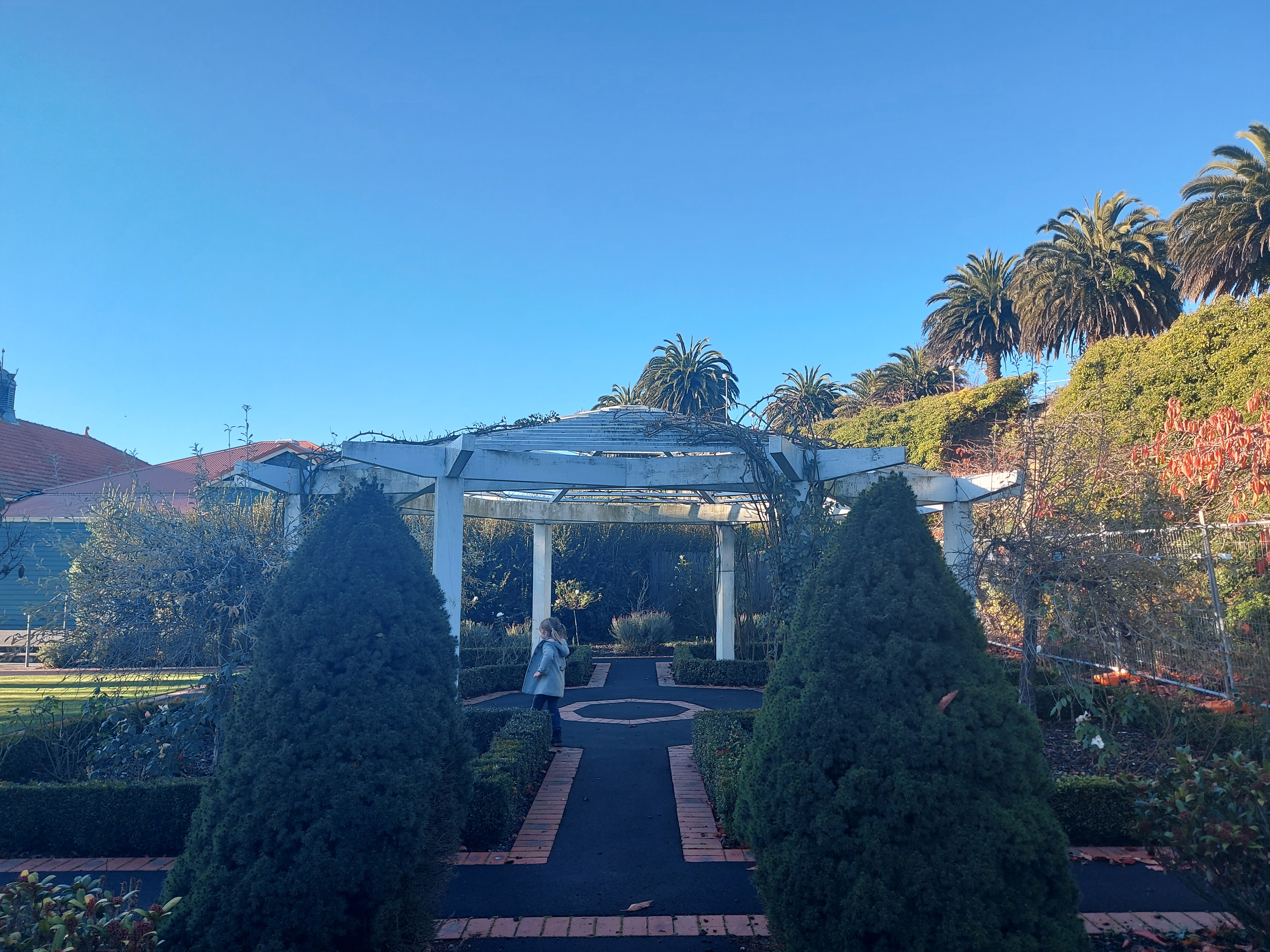 Caroline Bay Pegola 2022 05 23