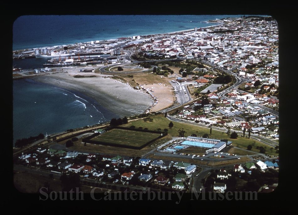 1975 view of Maori Hill and Caroline Bay TimaruSchool SCM 2018064.023