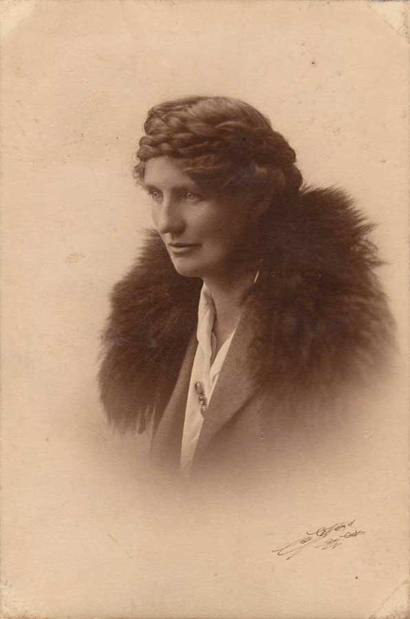 Elizabeth McCombs 39421