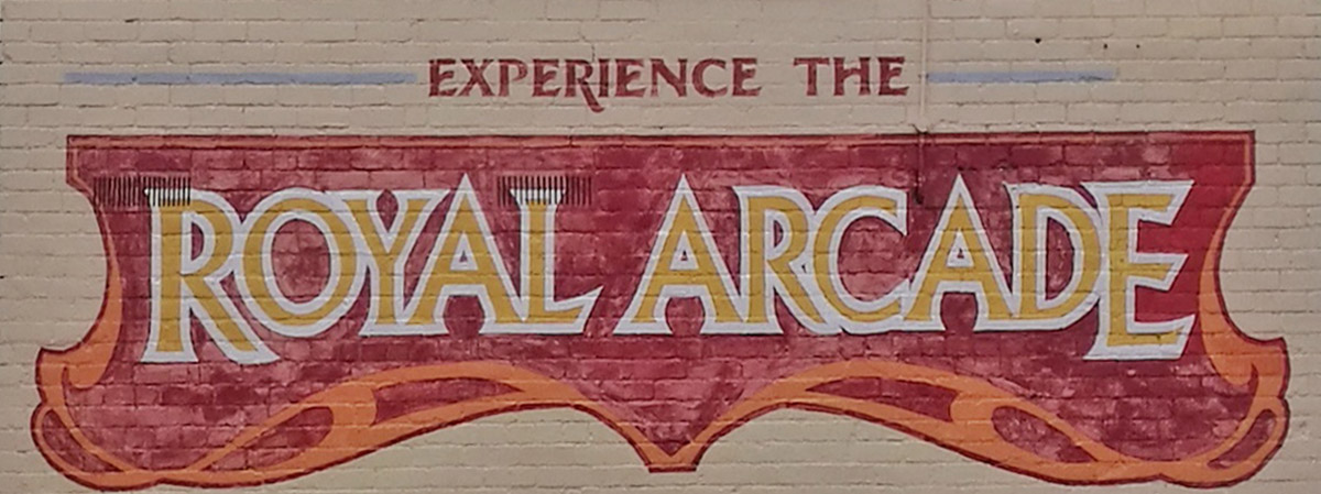 RoyalArcadeSign 134206 1200
