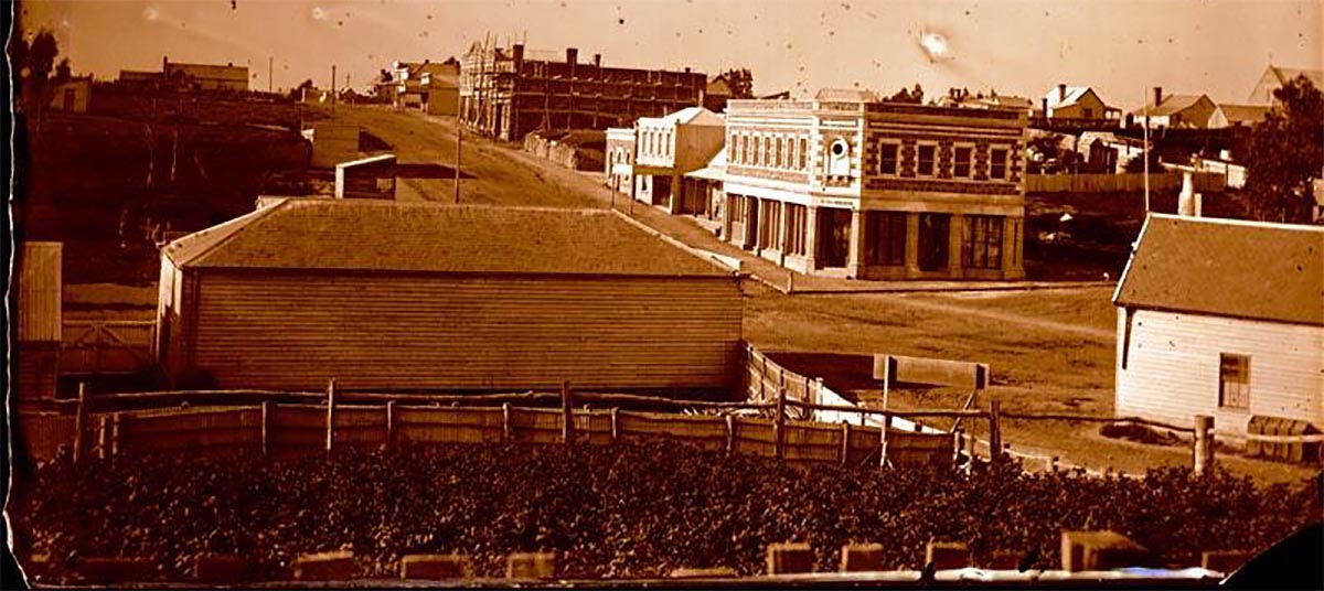 canterburymuseum Timaru Iincluding the bank ACB246 1 2 1200