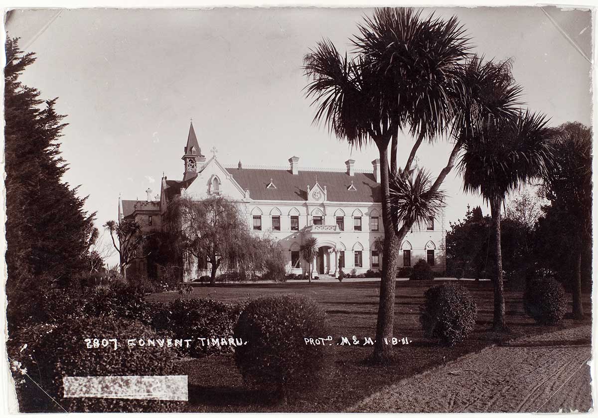 MA I244894 TePapa Convent Timaru full
