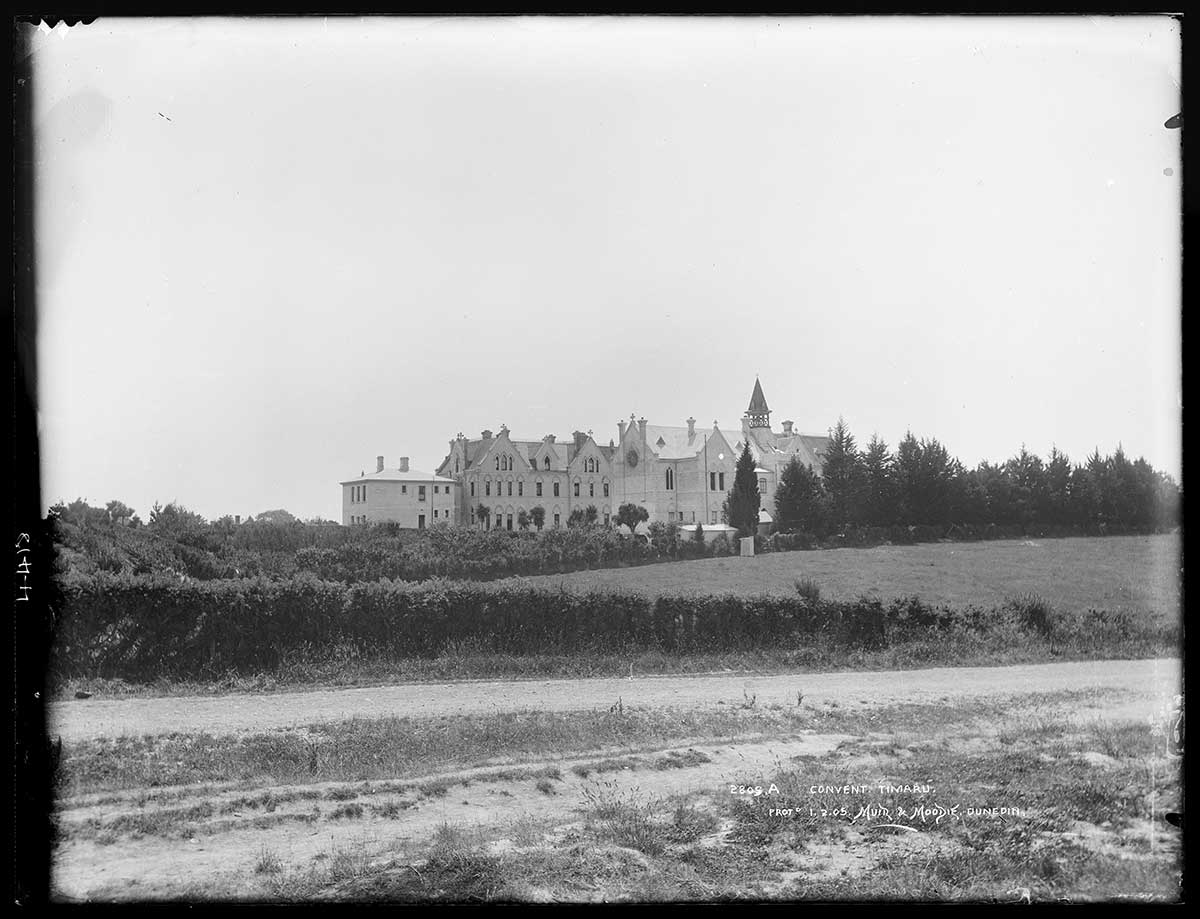 MA I470285 TePapa Convent Timaru full