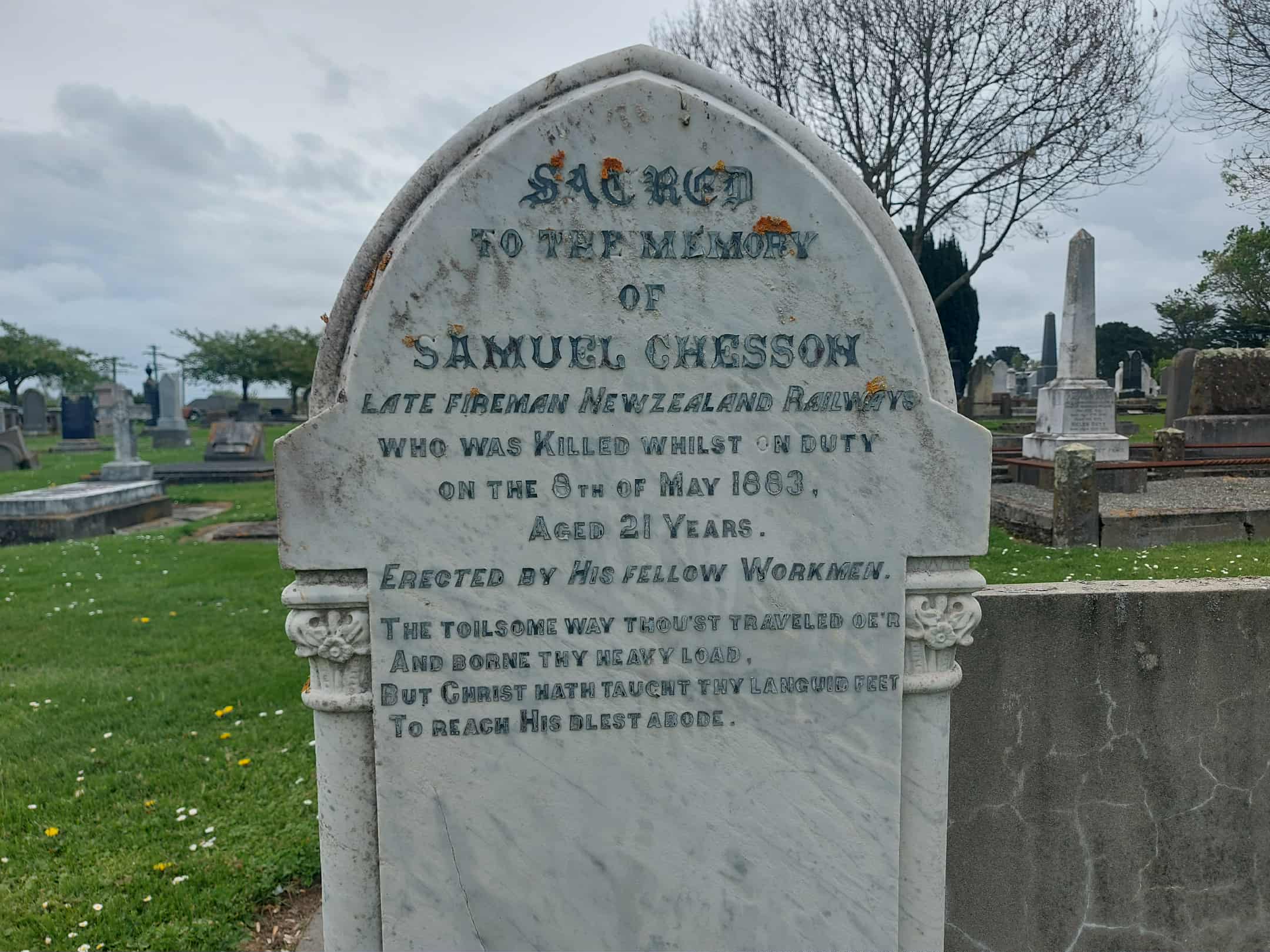 Neville Innes Speechly grave Timaru Cemetery close up