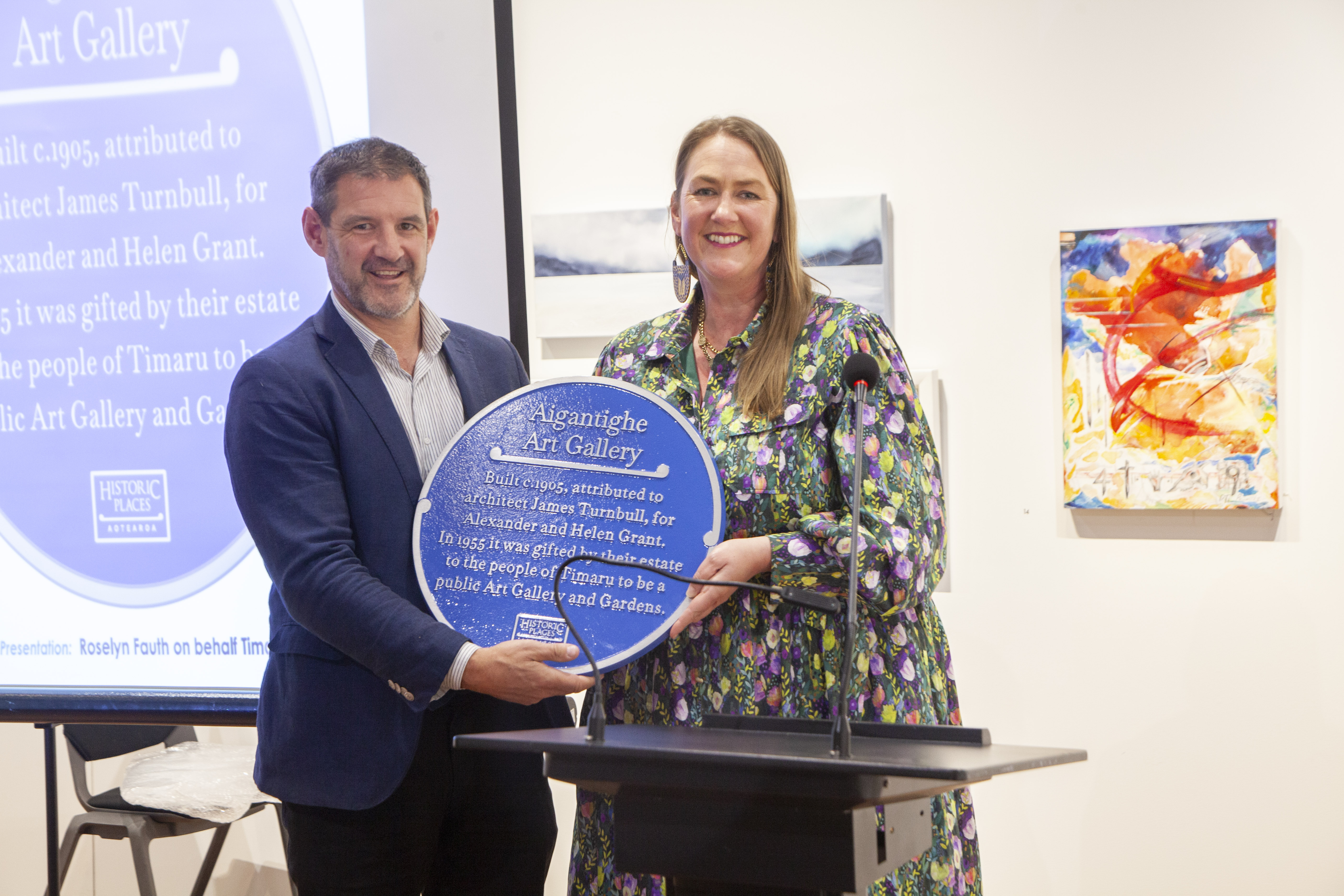 Blue Heritage Plaque for the Aigantighe Art Gallery Historic Home AT9007 