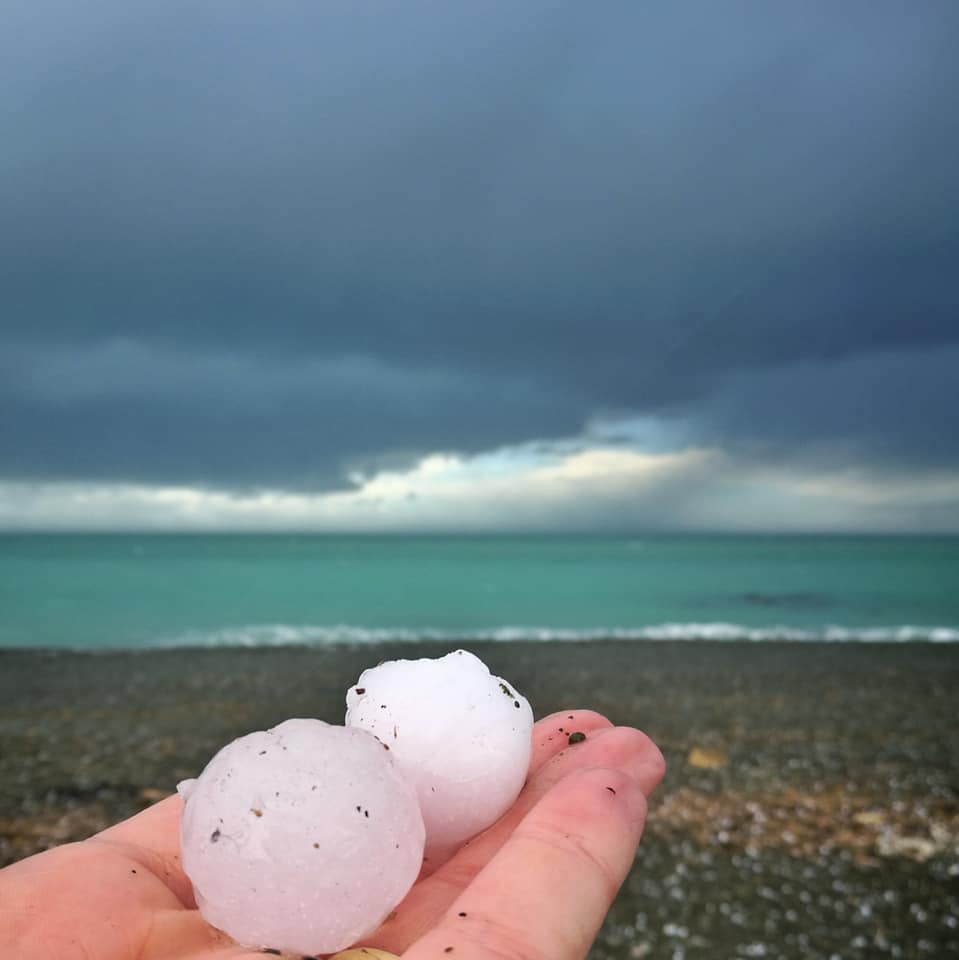 The approaching storm from the South at Patiti Point Timaru Photography Roselyn Fauth 2019 2