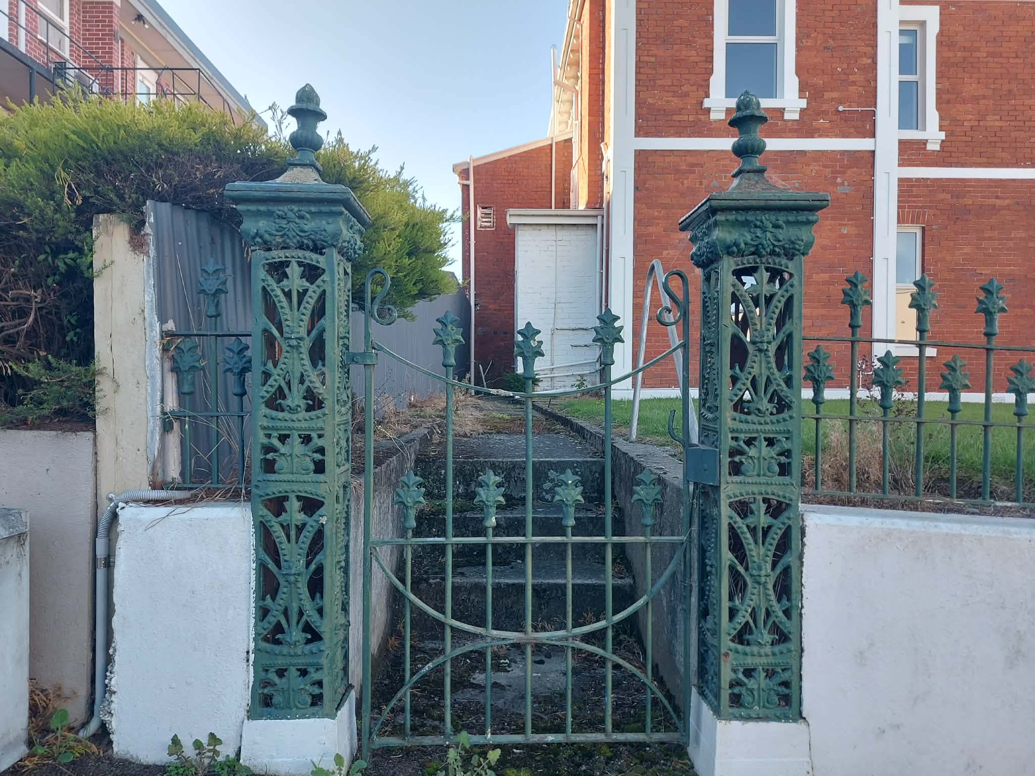 Wai iti Rd Gate Photo Roselyn Fauth