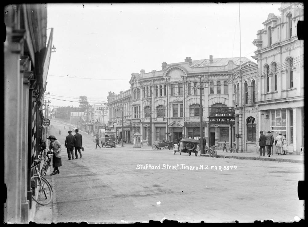 Auckland Libraries Heritage Collections 35 R1477 275276 large