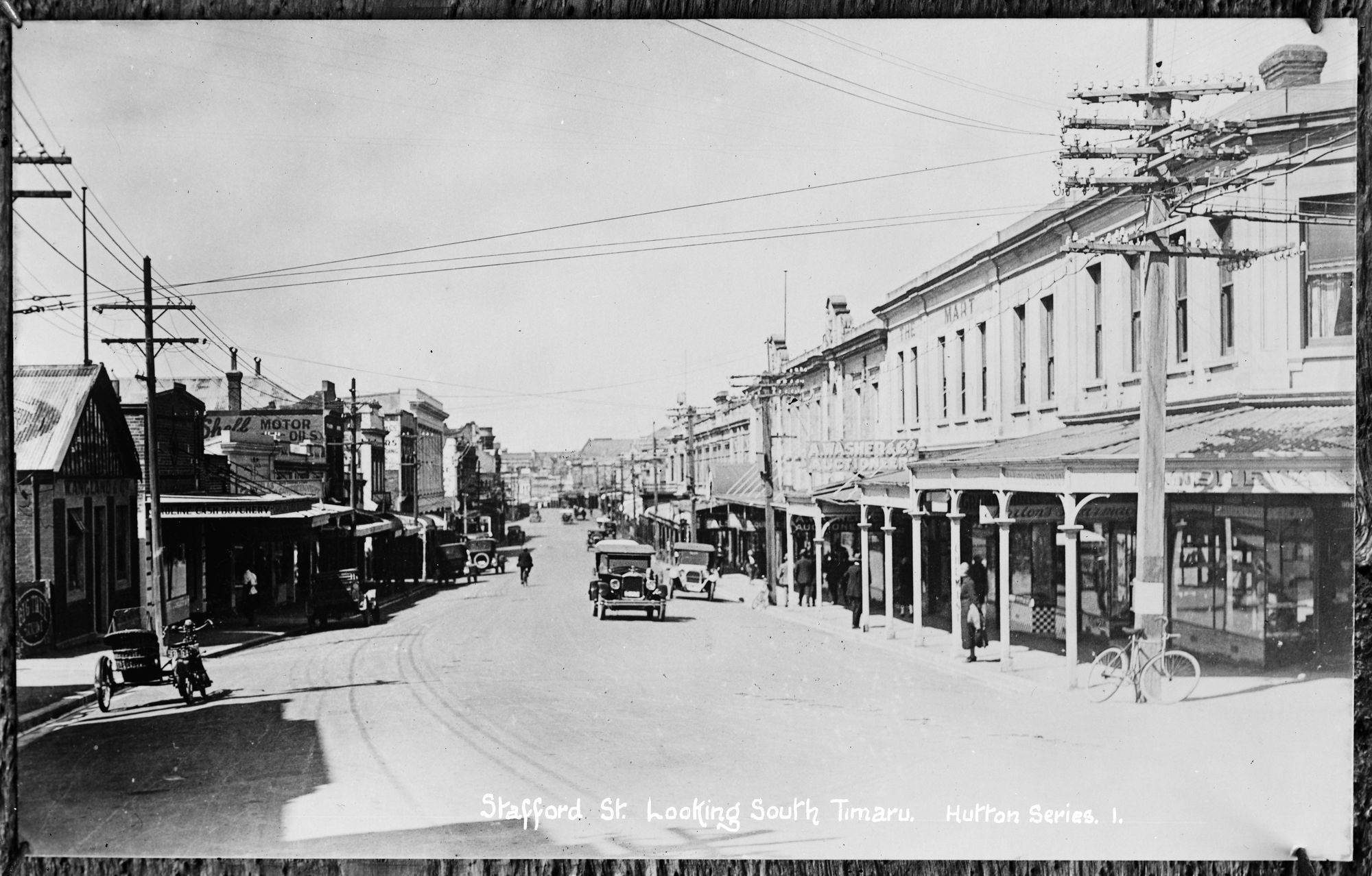 Strafford Street looking south Timaru RadliffCollection Auckland Libaries 275267 full