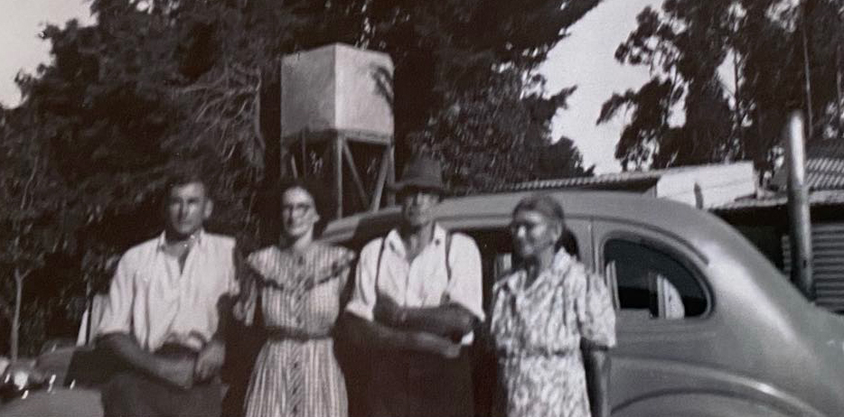 at their home in Springbrook Harry Cloake his sister Myra Mrs Rouse grandad Cloake know as Bertie and Granny Sarah