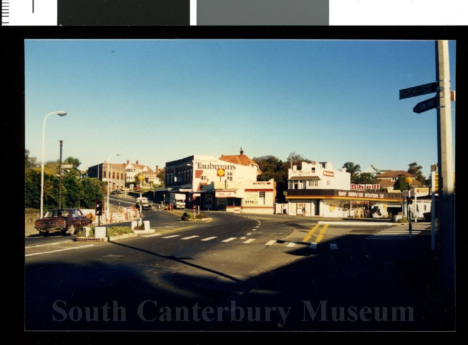 l2012007001 Hewlings Street and Wai iti Road intersection before the realignment